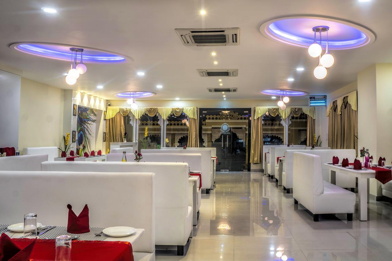 Hotel Kingfisher Udaipur Buitenkant foto